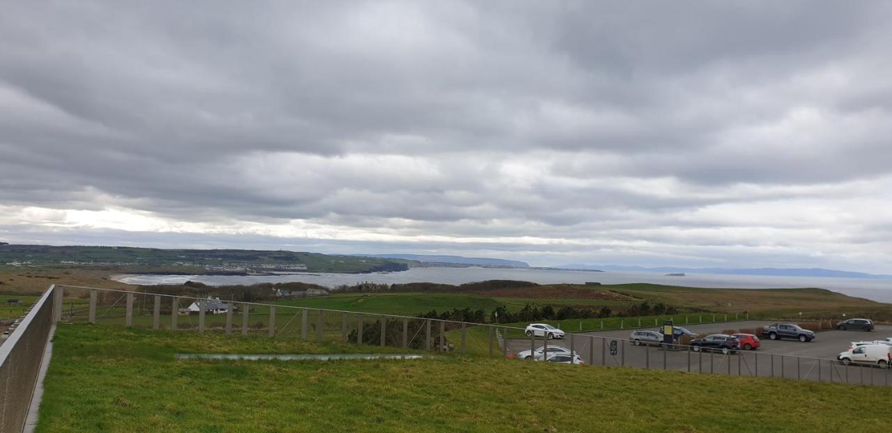 Causeway Hotel Bushmills Exterior foto