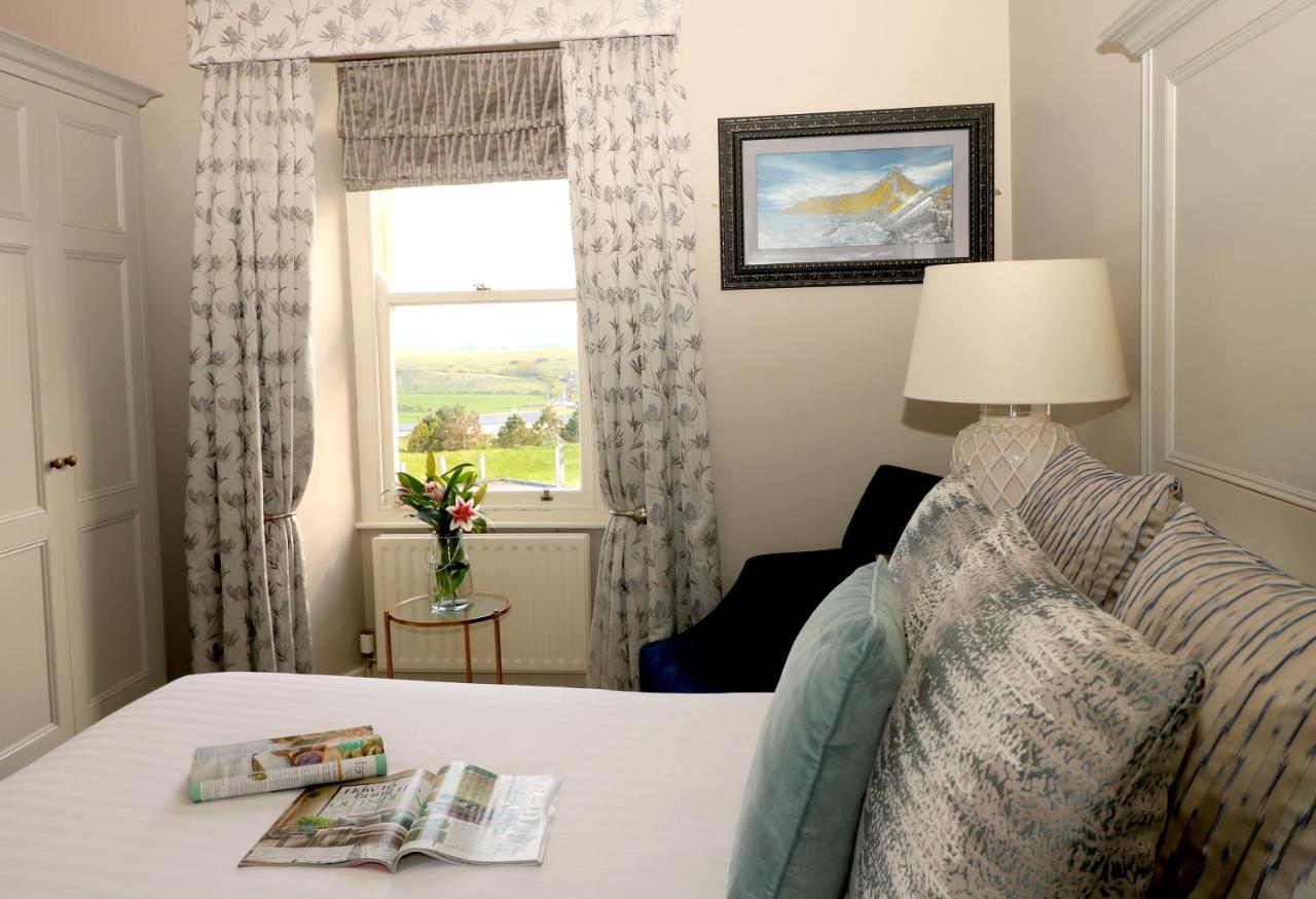 Causeway Hotel Bushmills Exterior foto