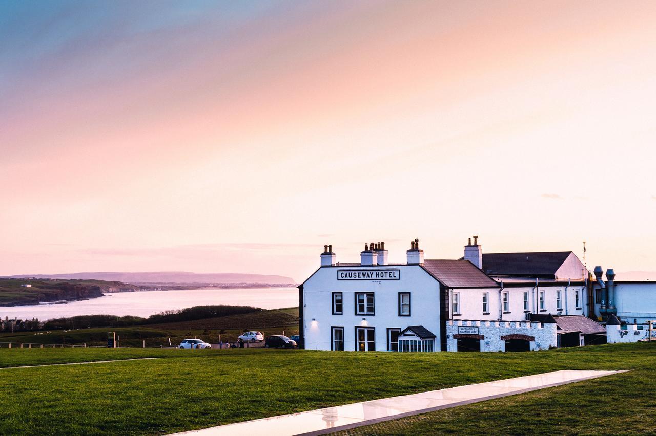 Causeway Hotel Bushmills Exterior foto